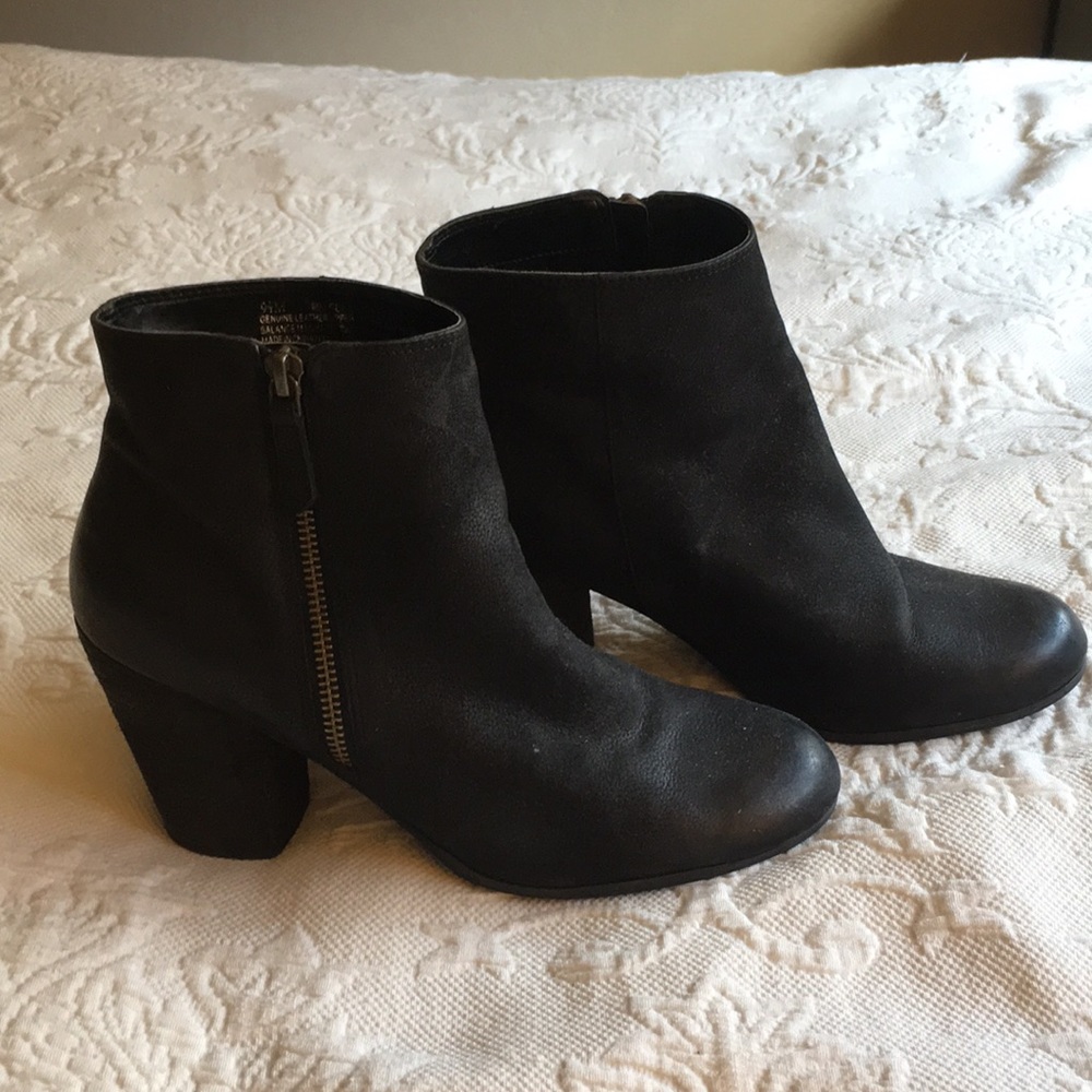 BP black leather upper booties 9.5